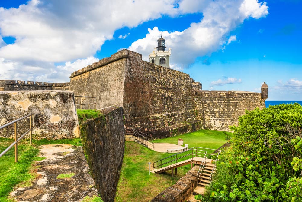 Hop On Hop Off: Explore San Juan with Our Hybrid Tour  - Image 2